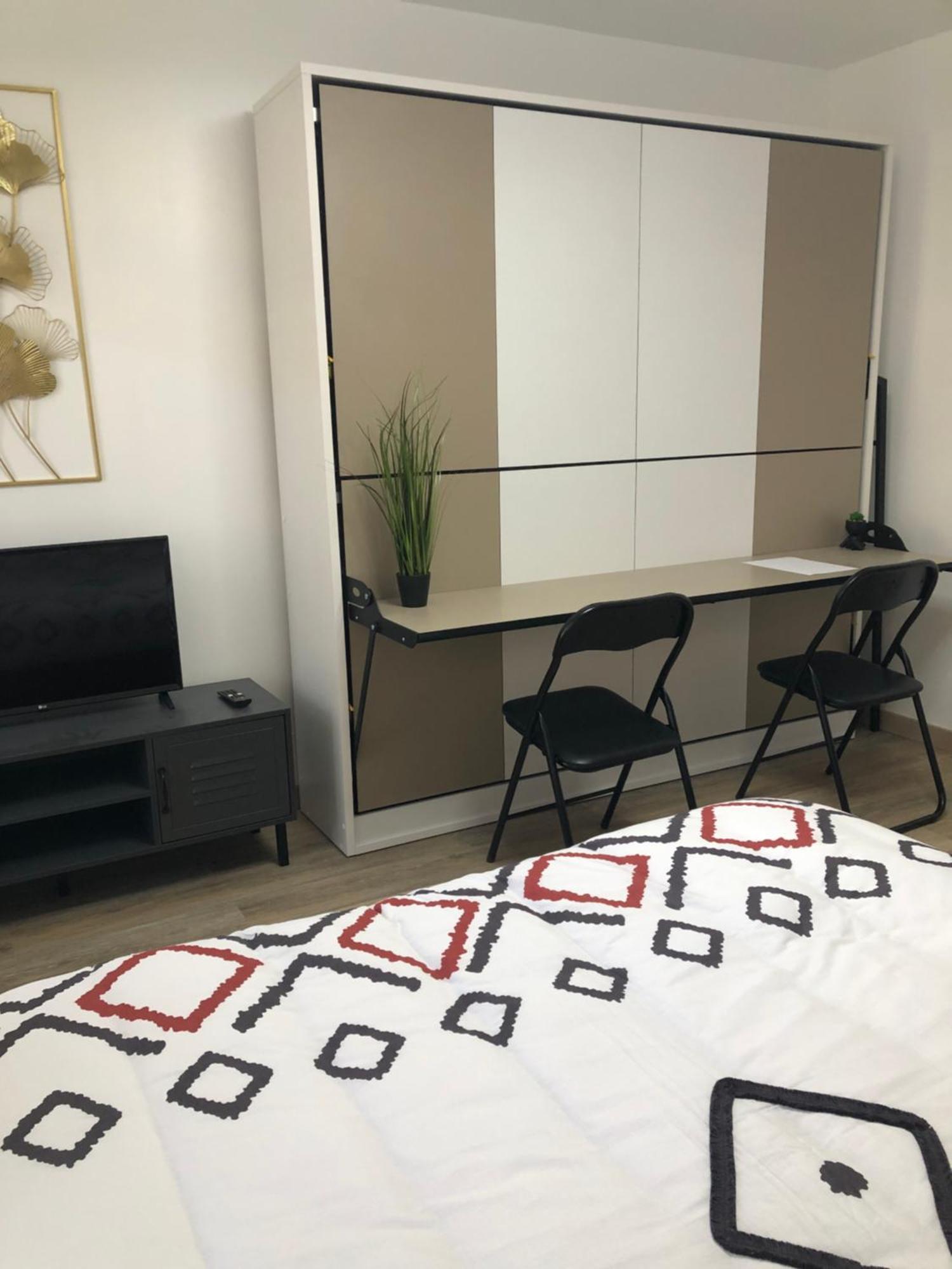 Appartement Chaleureux -Paris-Cdg-Rer B-Parc Des Expos De Villepinte-Disneyland-Asterix-Stade De France- Vaujours المظهر الخارجي الصورة